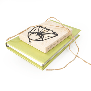 Bookmark Eagle's Head - Atelier Article