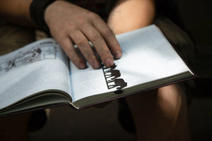 Bookmark "Family of Elephants". - Atelier Article