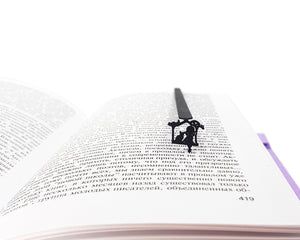 Girl Sitting with the Cat Metal Bookmark - Elegant and Whimsical Design for Avid Readers and Cat Lovers - Atelier Article