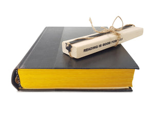 Bookmark "Girl Sitting with the Cat" on the Wooden Block - Atelier Article