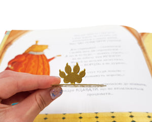 Lion Head Bookmark - Powerful and Majestic Design for Avid Readers and Wildlife Enthusiasts - Atelier Article