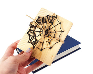 Bookmark "Network of Knowledge". - Atelier Article