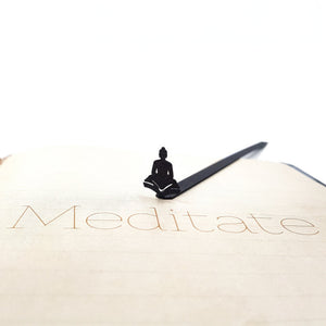 Reading Buddha Bookmark - Tranquil and Inspirational Design for Avid Readers and Mindfulness Lovers - Atelier Article