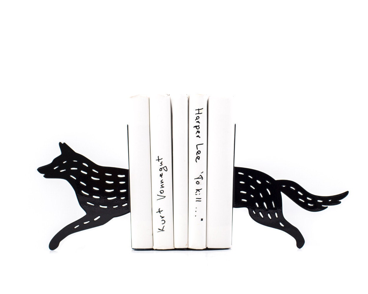 Wolf Metal Bookends – laser-cut steel, photo 1