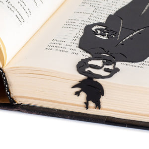 Mystery bookmark "Edgar Allen Poe in my book." - Atelier Article