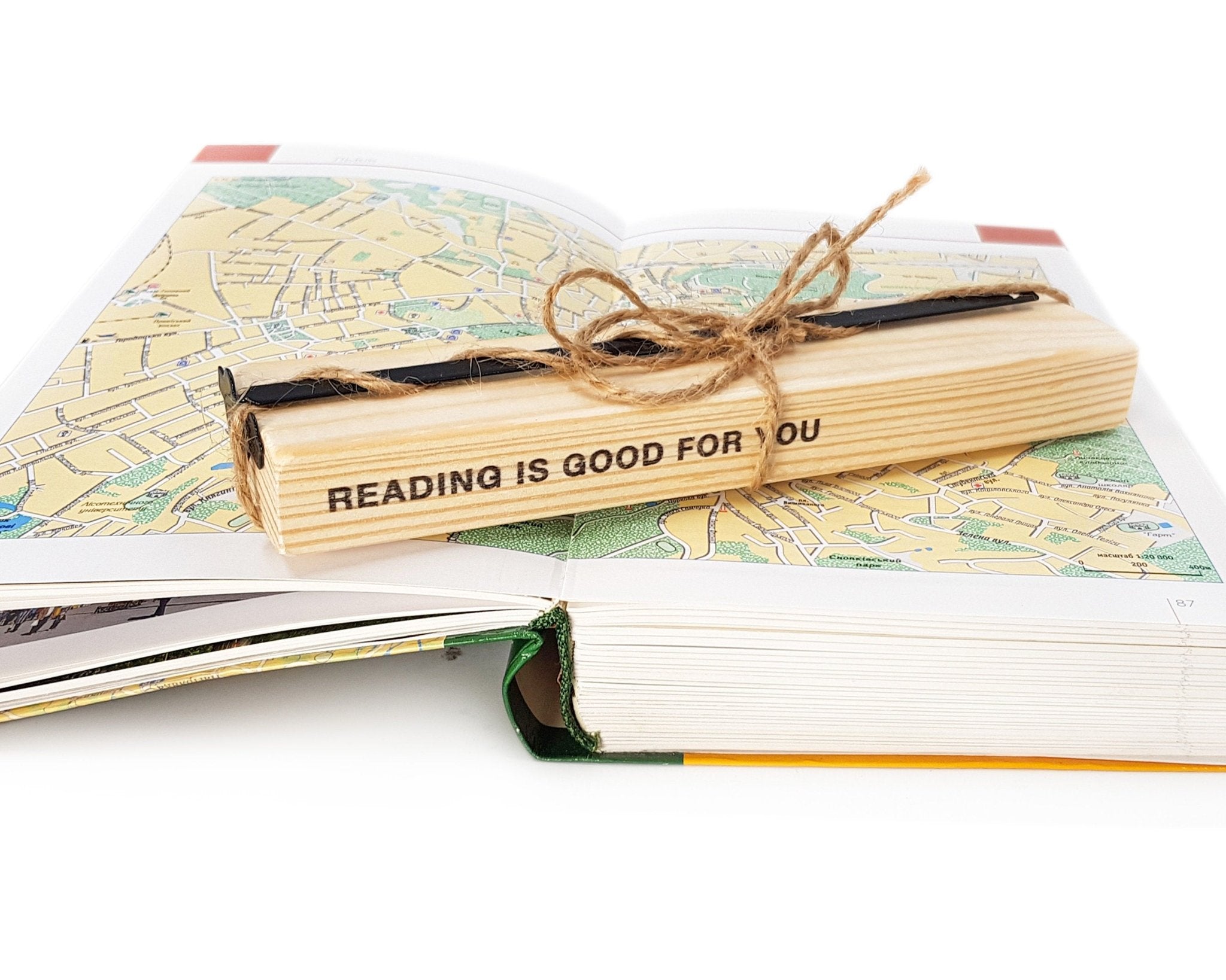 Novelty Bookmark "Wind - Up Toy Car". - Atelier Article