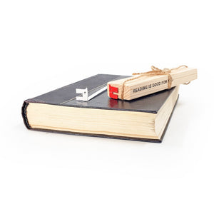 Two Angry Dogs Scary Bookmarks - Bold and Fierce Design for Avid Readers and Horror Enthusiasts - Atelier Article