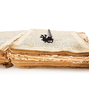 Three-Headed Dragon Bookmark - A Fierce and Unique Addition to Your Book Collection - Atelier Article