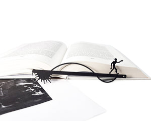 Zombie Bookmark "When the Night Comes". - Atelier Article