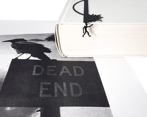 Zombie Bookmark "When the Night Comes". - Atelier Article