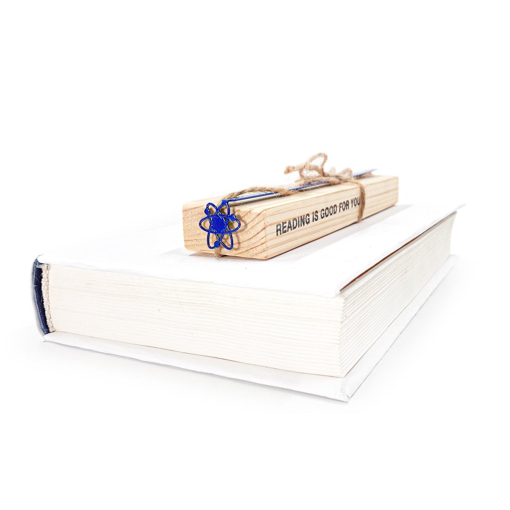 Atom metal bookmark in blue with the engraved wooden gift block it ships with