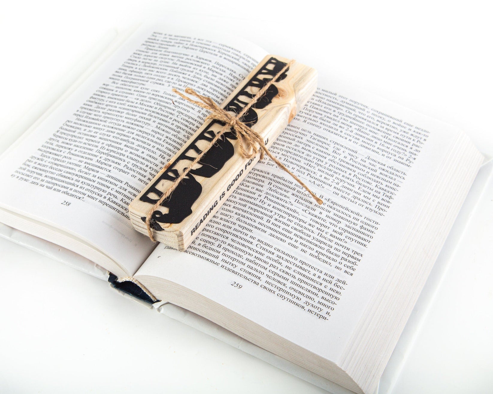 Bookmark "Family of Elephants". - Atelier Article