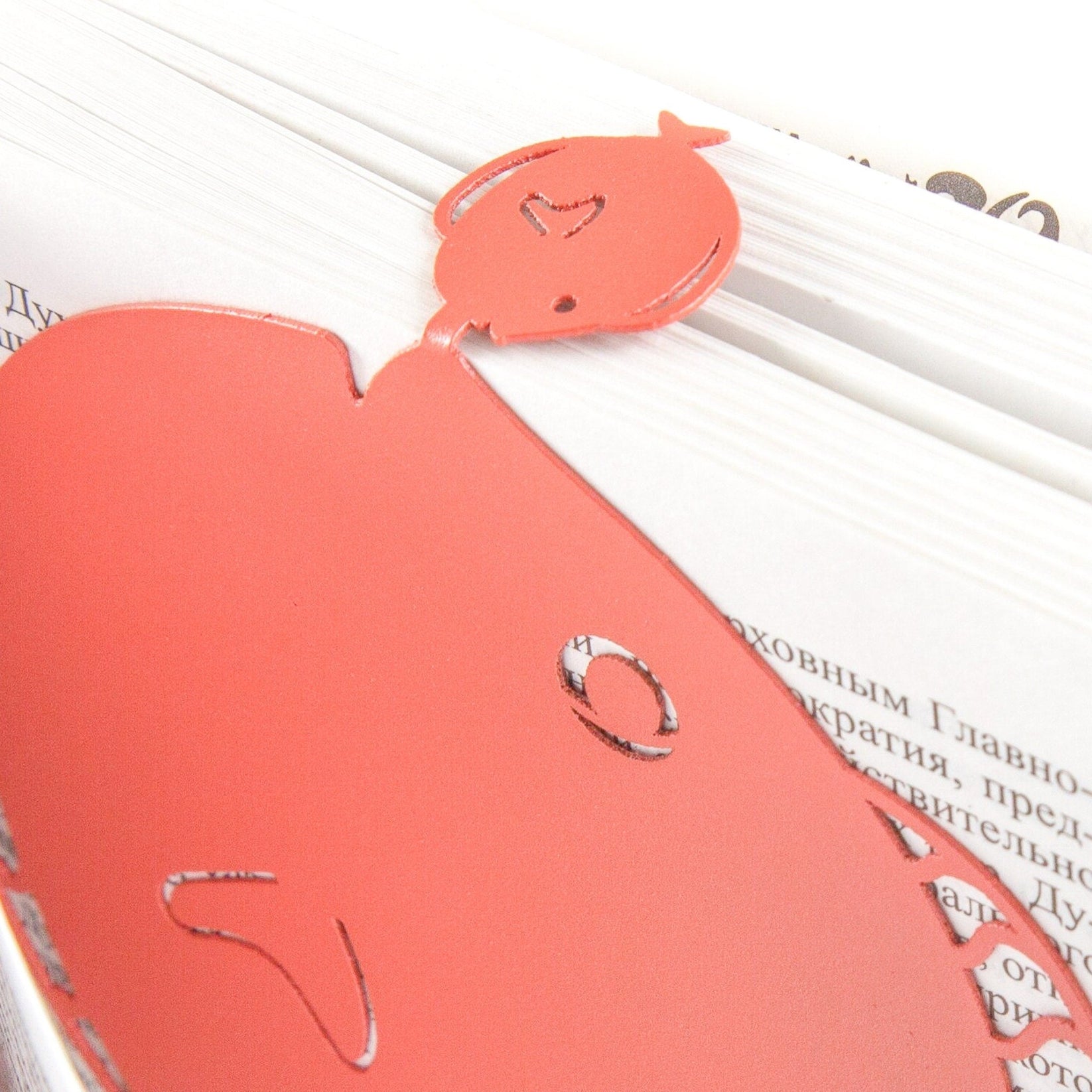 Flounder metal bookmark in red close-up of the laser-cut detail