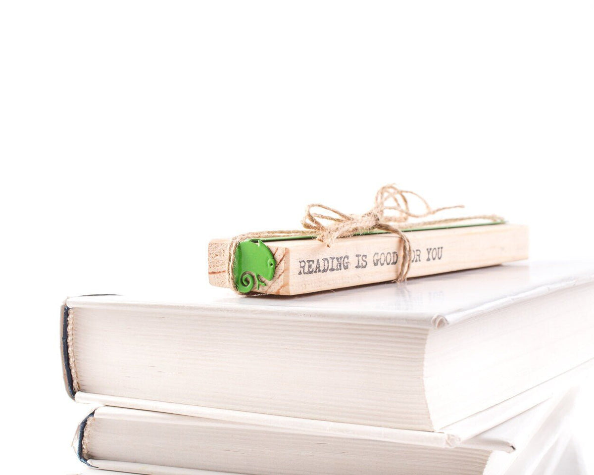 Green Lizard metal bookmark with the engraved wooden gift block it ships with