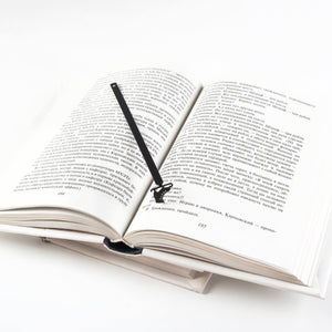 Bookmark "Ice Skates". - Atelier Article