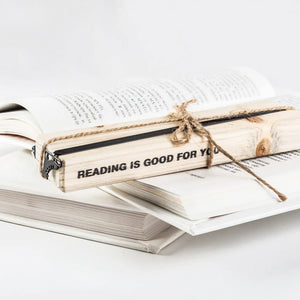 Bookmark "Ice Skates". - Atelier Article