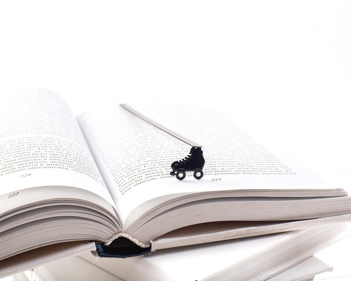Bookmark "Roller Skates". - Atelier Article