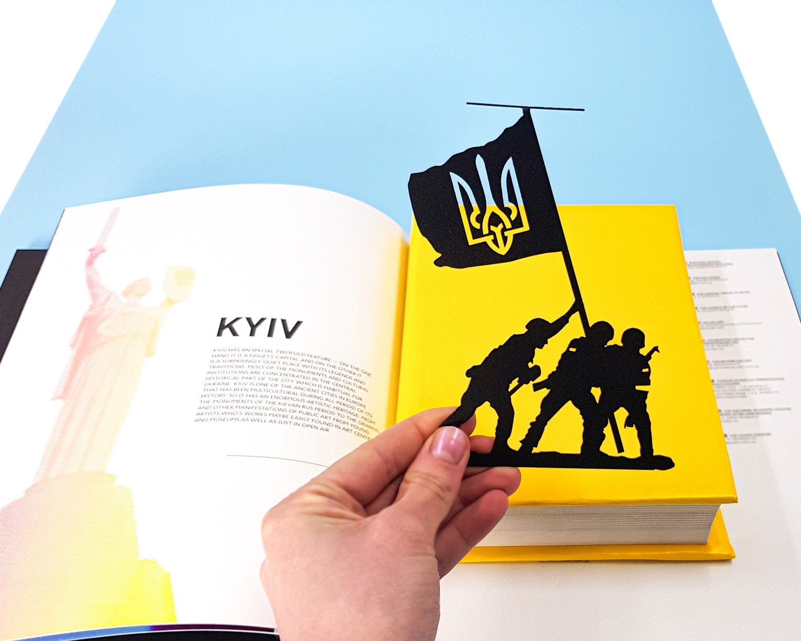 Bookmark "Slava Ukraini". - Atelier Article