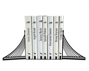 Brooklyn Bridge metal bookends holding books