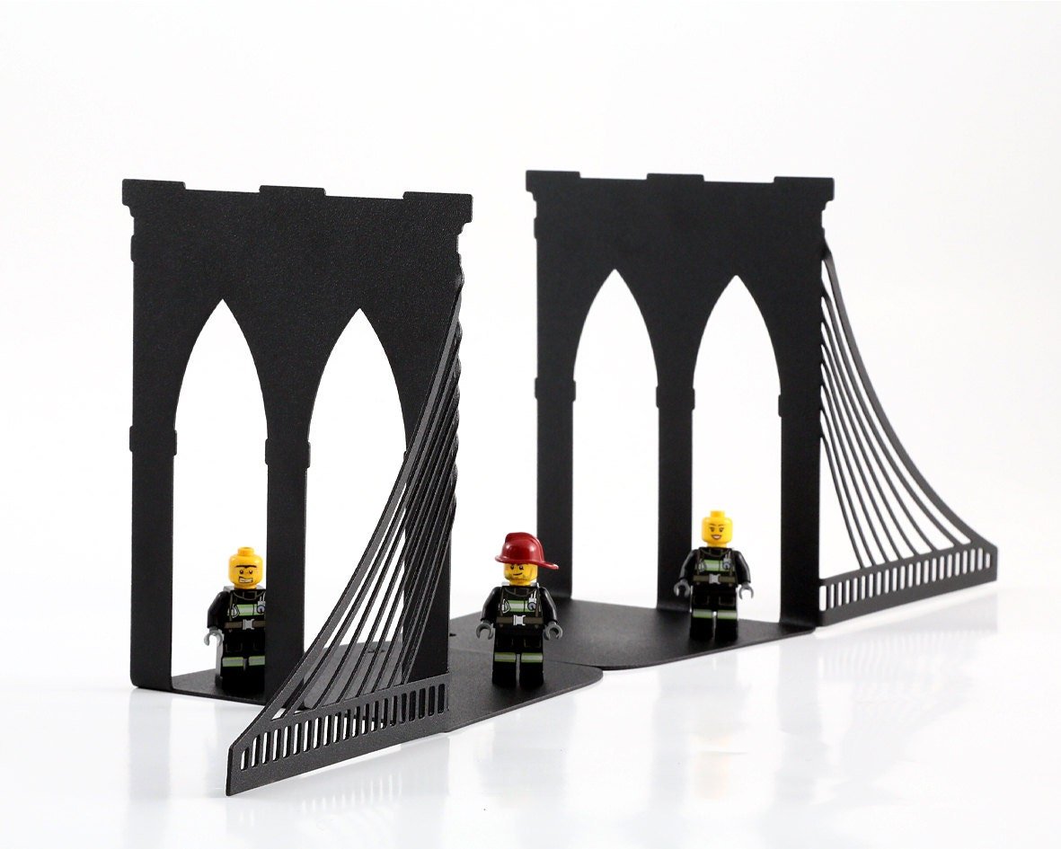Brooklyn Bridge metal bookends shown from another angle