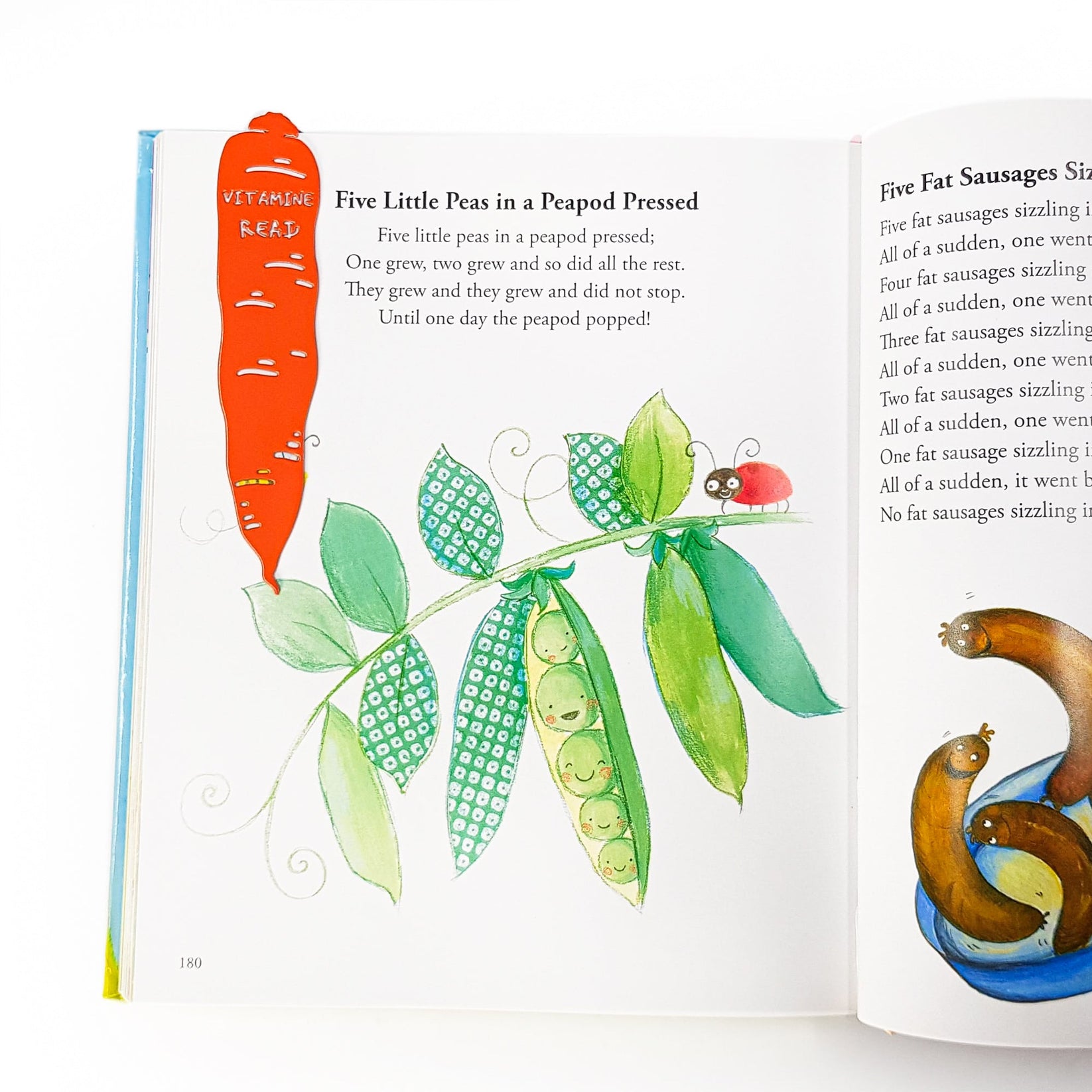 Carrot Bookmark – Orange Metal Page Marker with "Vitamin Read" Inscription - Atelier Article