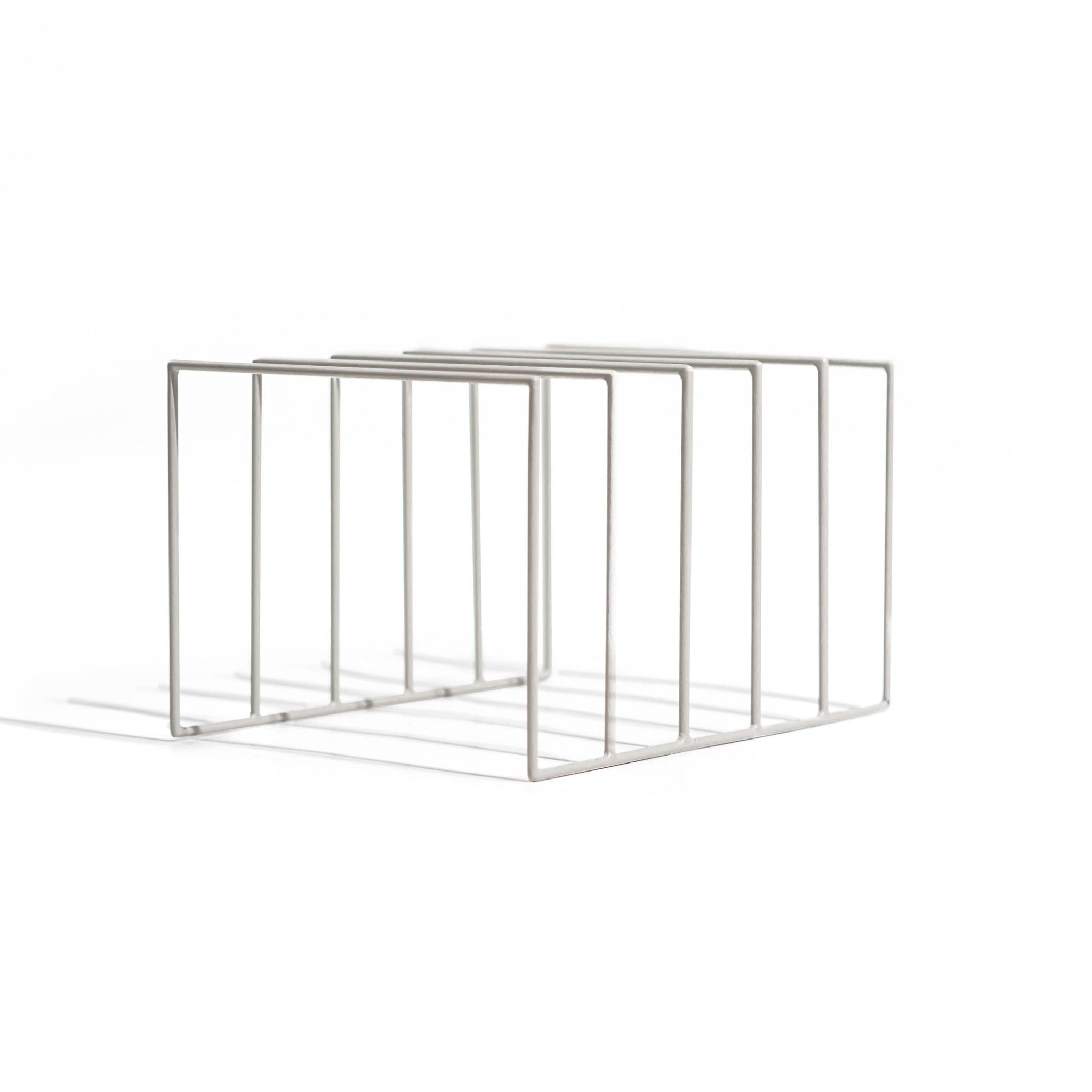 Elegant Desktop Wire Frame Stand for Vinyl Records - Perfect for Organizing Your Collection - Atelier Article
