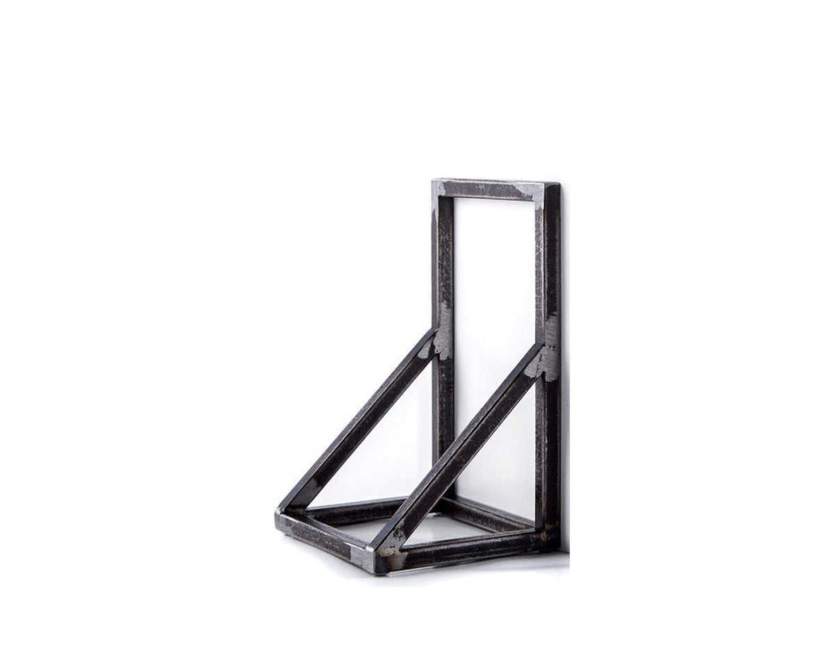 Gate metal bookend, single piece – hand-welded steel rod frame on white