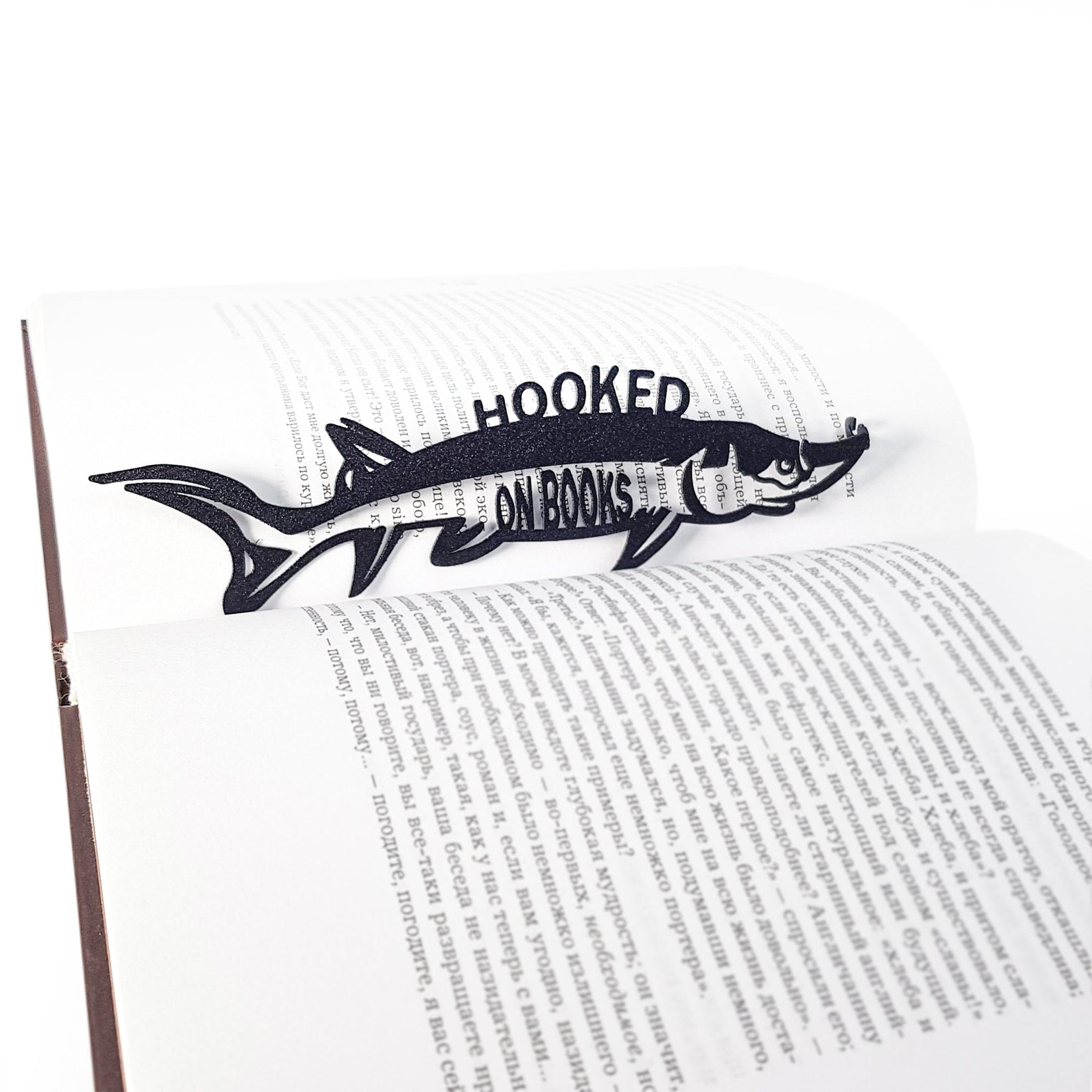 Hooked on Books – Black Metal Bookmark for Avid Readers & Bookish Gift Lovers - Atelier Article