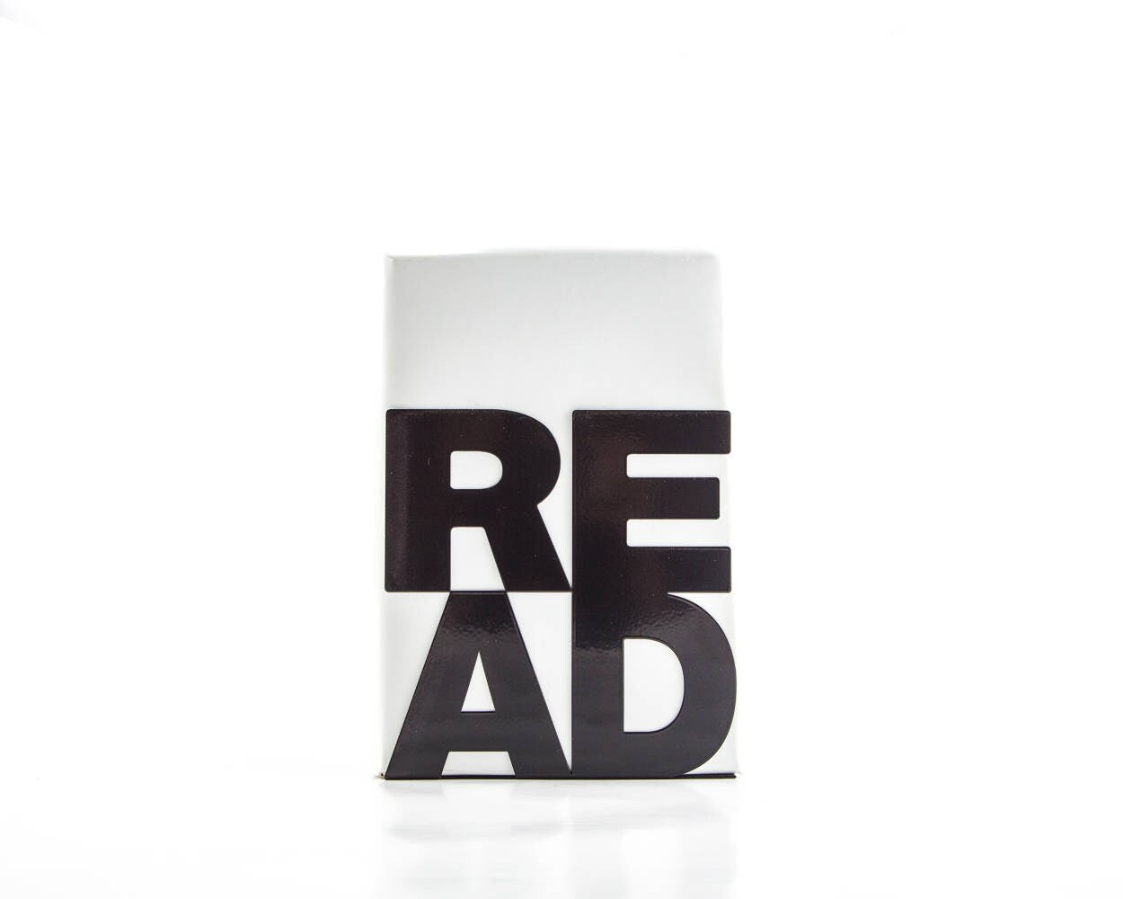 Metal READ Bookends – laser-cut steel, photo 1