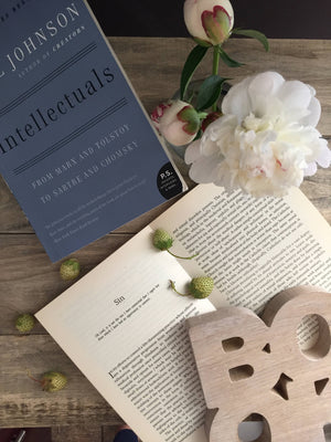 Wooden bookends Book. The word book is cut out of a wooden board - Design Atelier Article