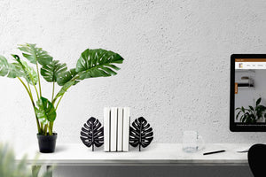 Monstera Leaf Metal Bookends – black – laser-cut steel, photo 2
