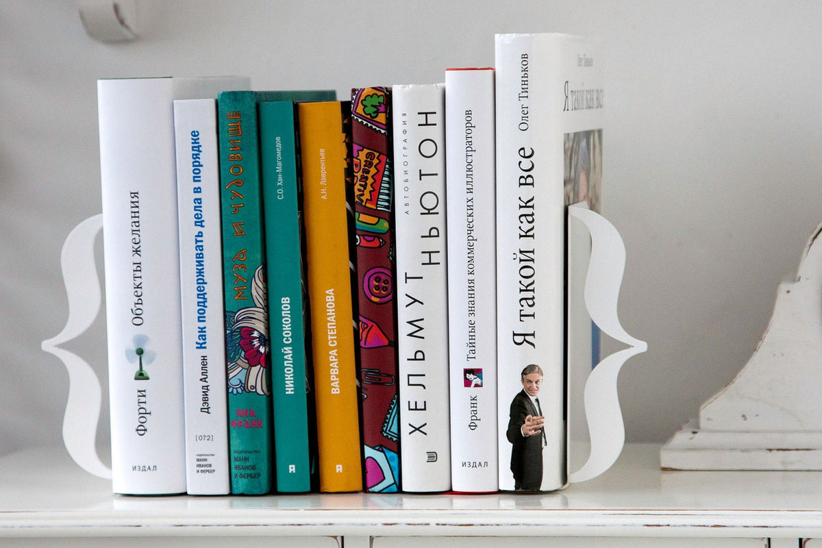 Curly Braces Metal Bookends – white – laser-cut steel, photo 4