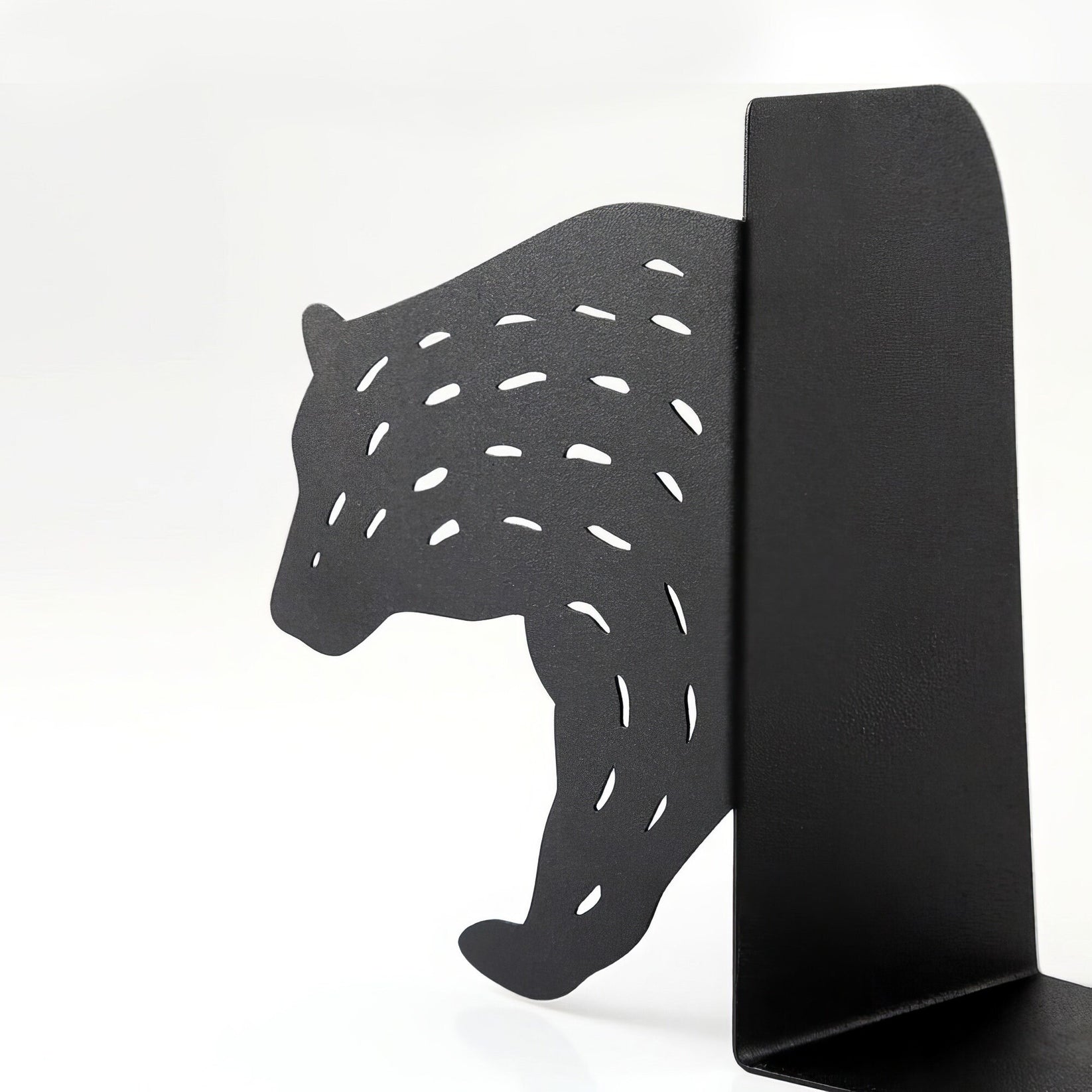 Bear Metal Bookends – laser-cut steel, photo 3