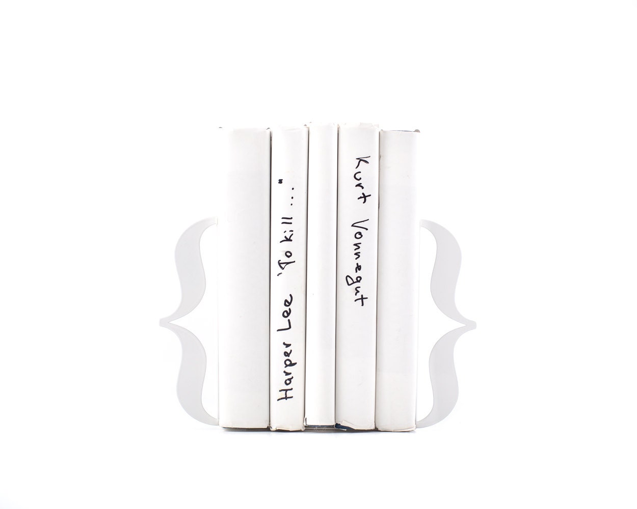 Curly Braces Metal Bookends – white – laser-cut steel, photo 1