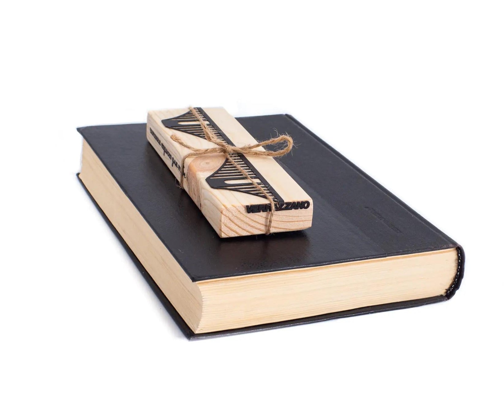 Verrazano Bridge metal bookmark packed with kraft paper and twine as a gift