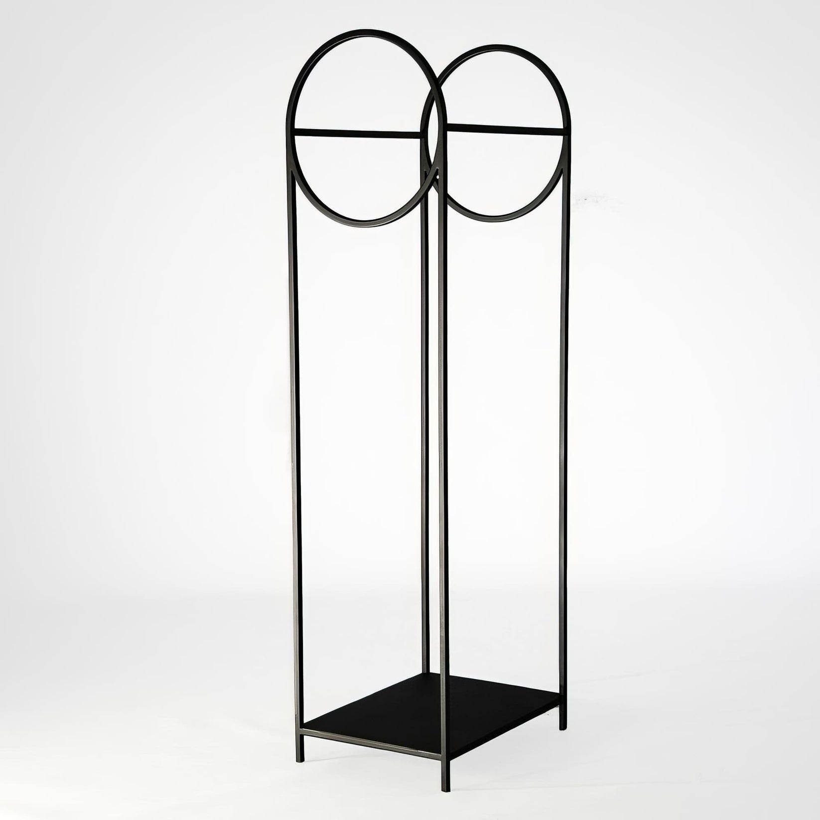 Modern and Simple Log Holder Bauhaus. - Atelier Article
