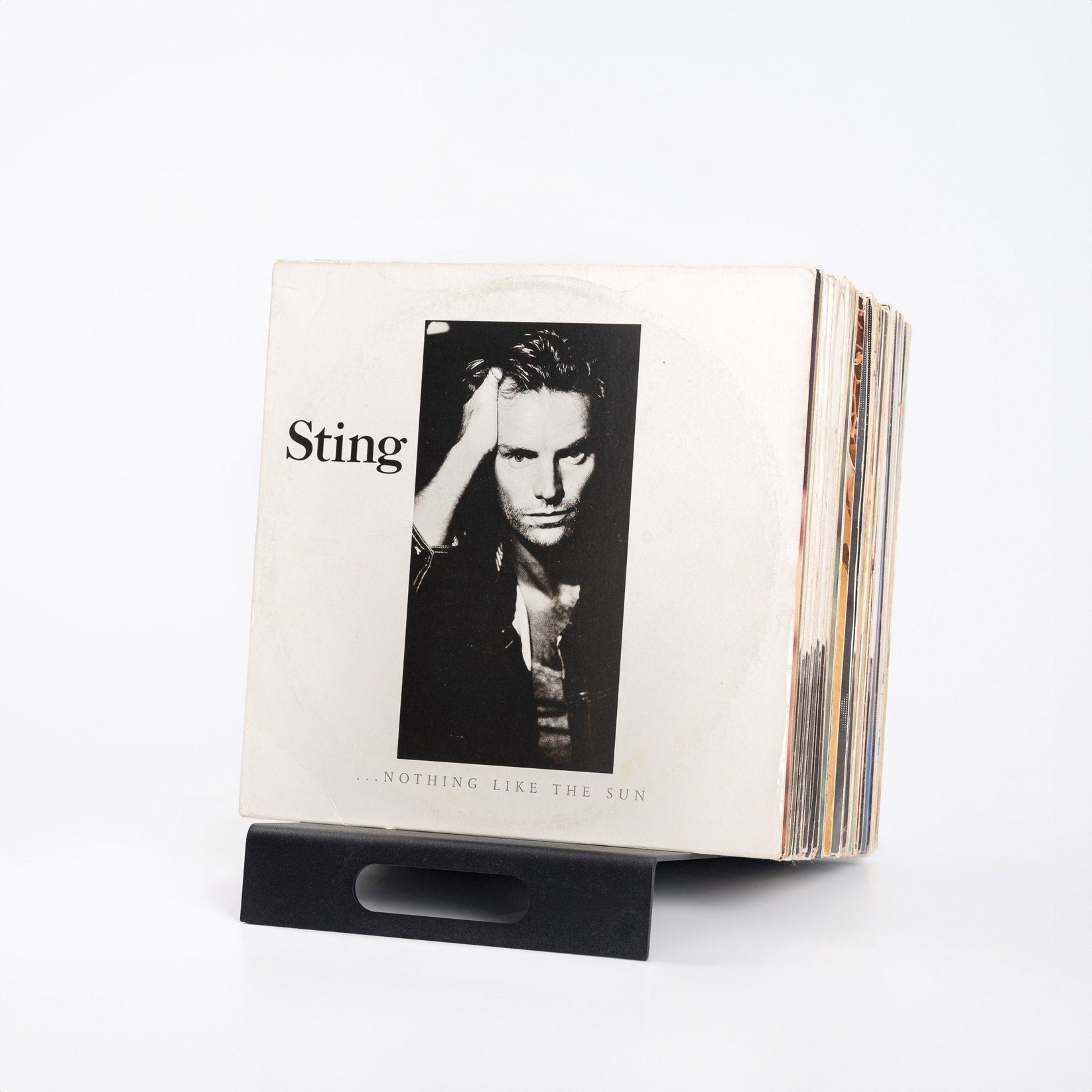 Black Metal Modern LP Vinyl Record Display Stand. 