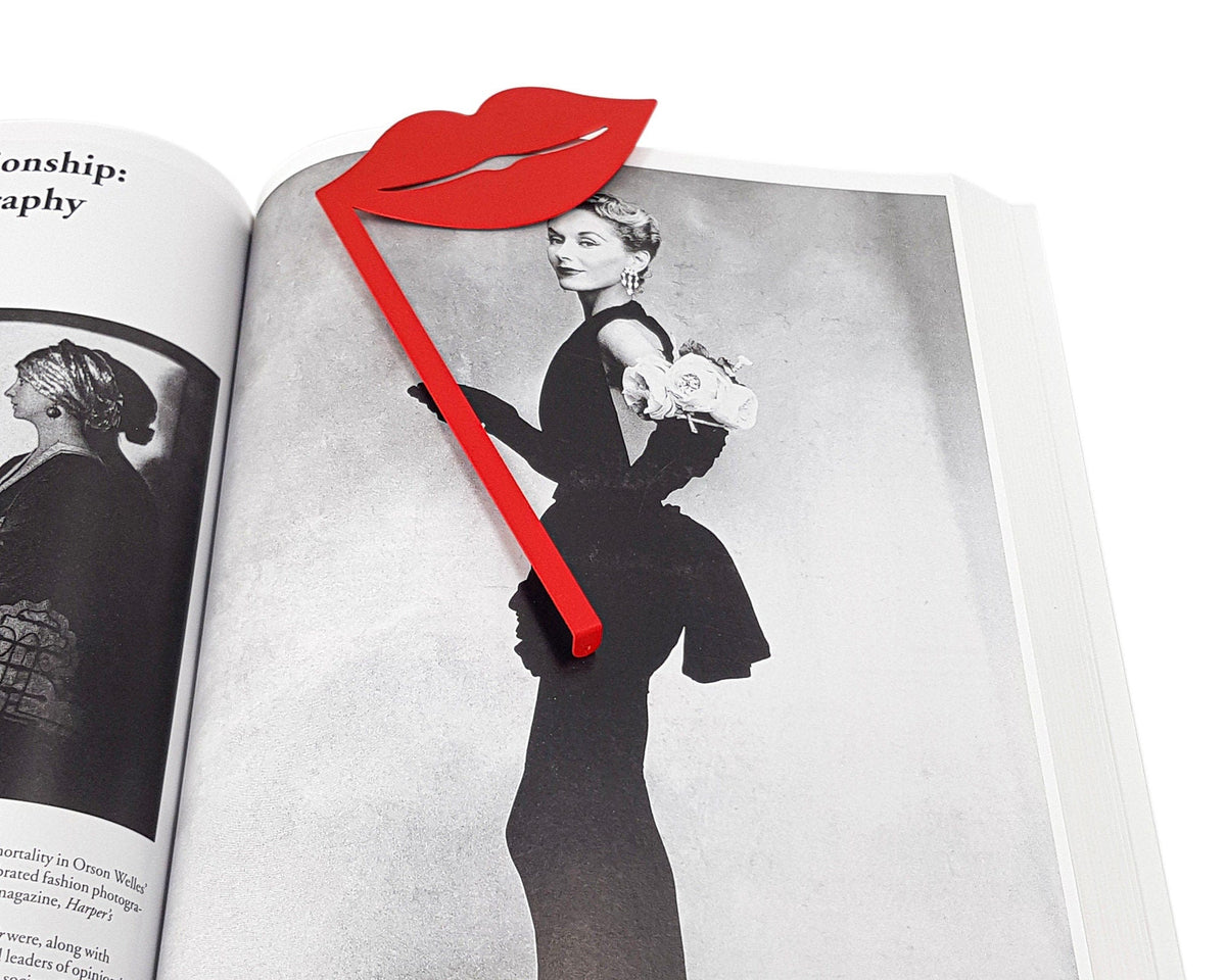 Romantic Red Lips metal bookmark in red placed on a colour illustration, view 6