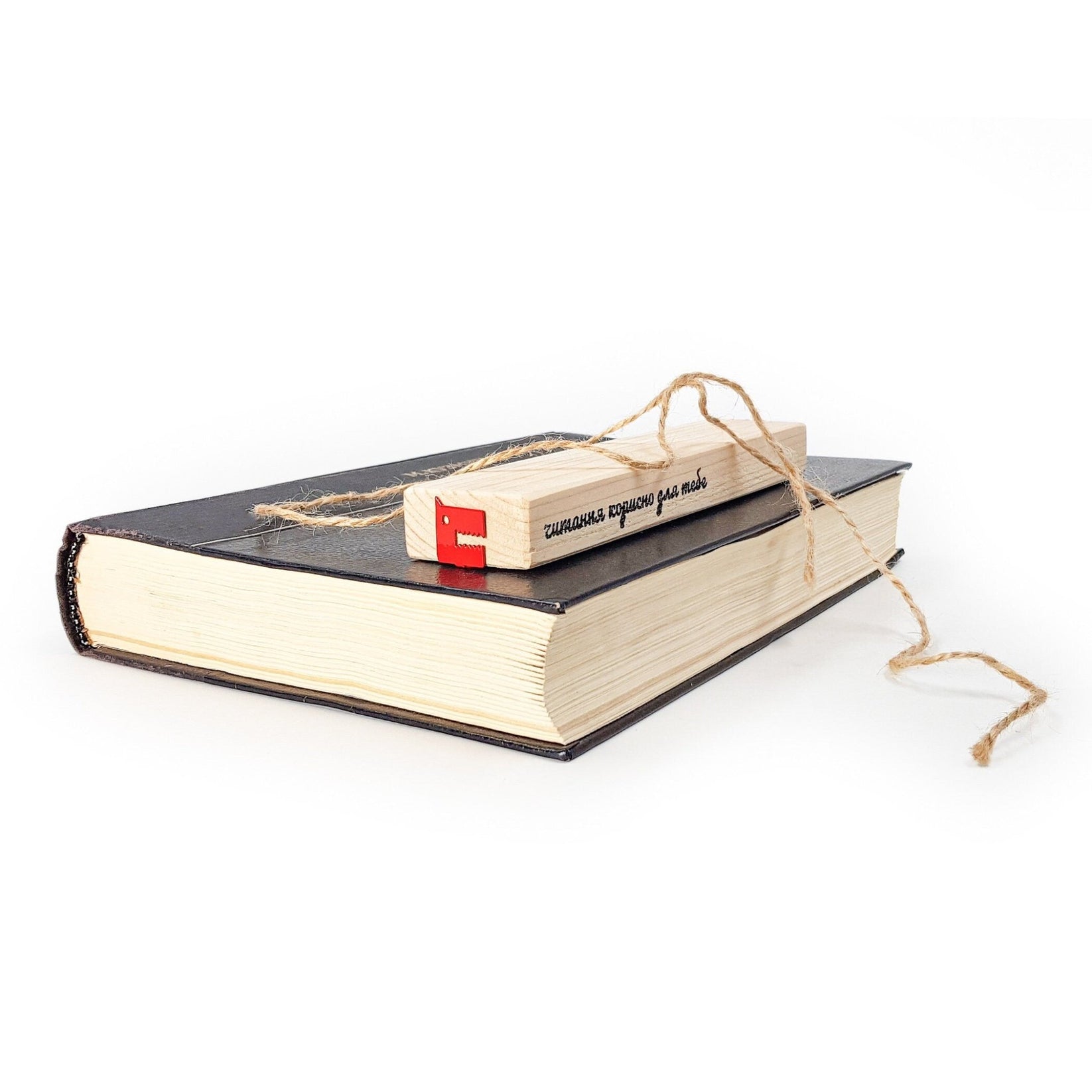 Two Angry Dogs Scary Bookmarks - Bold and Fierce Design for Avid Readers and Horror Enthusiasts - Atelier Article