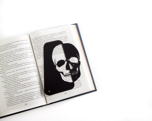 Skull Bookshelf Divider - Bookmark. - Atelier Article