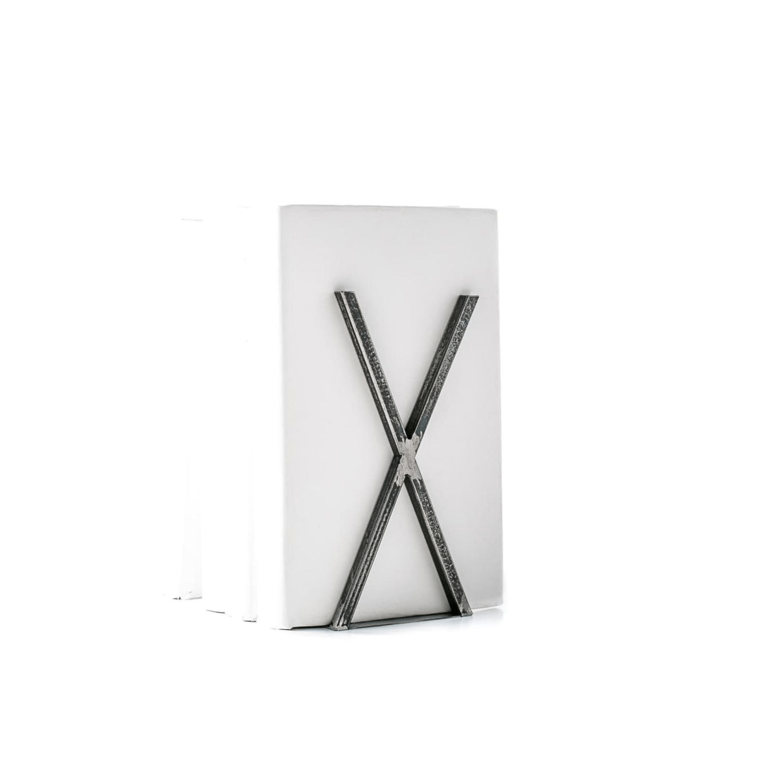 X-Shaped Steel Bookends – Sculptural Minimalism in Hand-Forged Metal - Atelier Article
